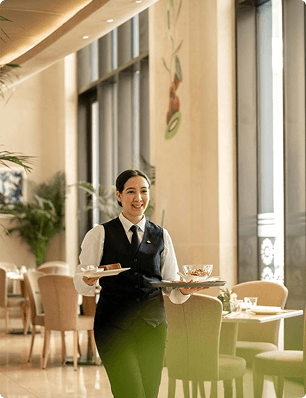 Retail & Service Staff